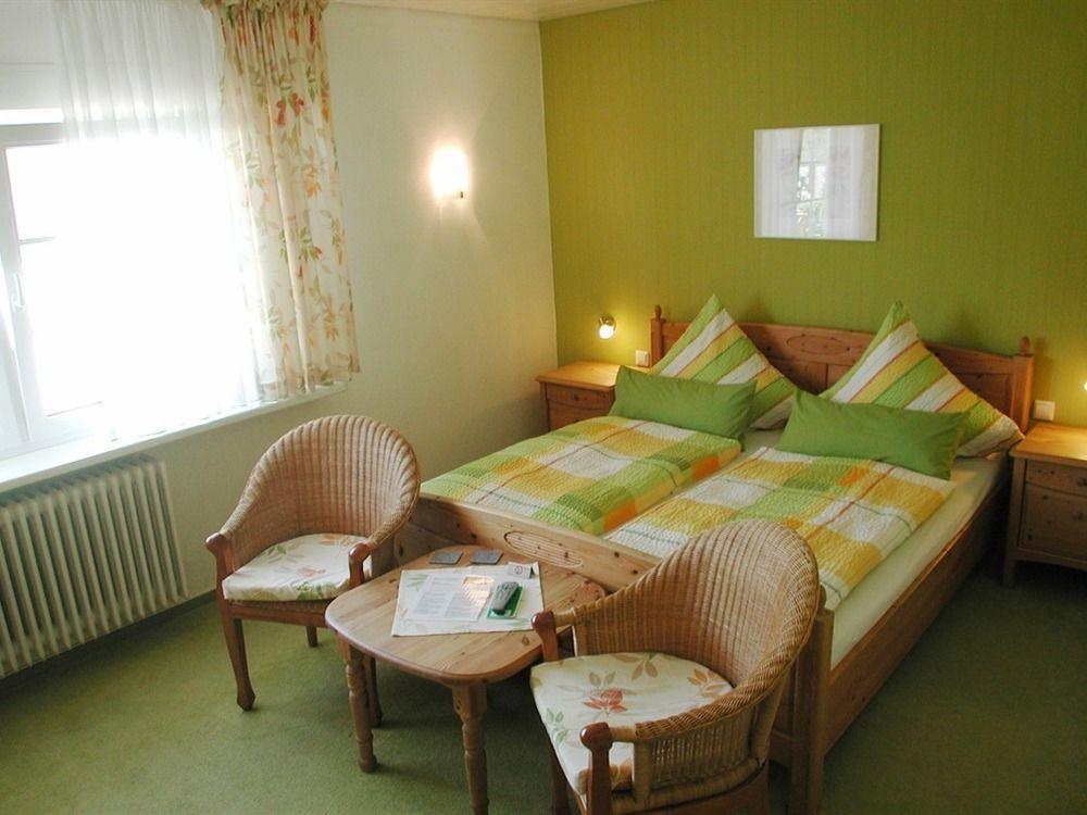 Haus Uebernachtenswert Cochem Mosel Esterno foto