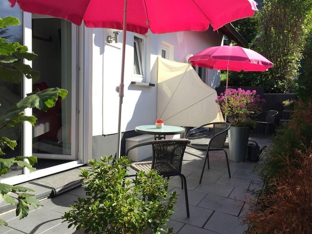 Haus Uebernachtenswert Cochem Mosel Esterno foto